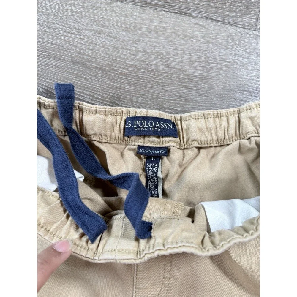 Us Polo Assn. Beige Size Large Shorts‎